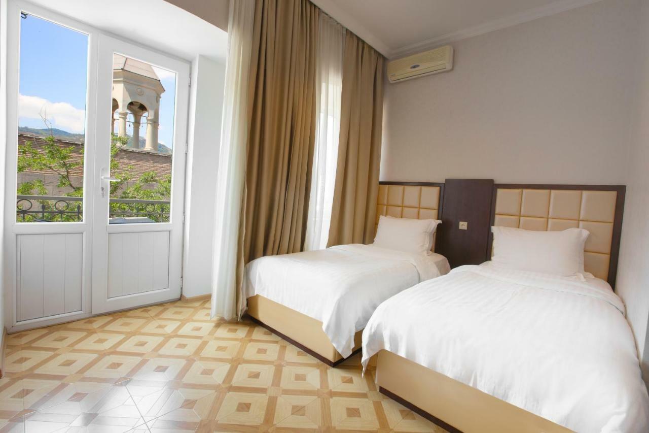 Gtm Kapan Hotel Tbilisi Ngoại thất bức ảnh